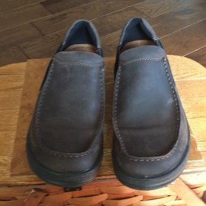 Ecco men’s freewalker slip ons NWT